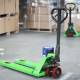 Transpallet Pesatore TPWN-BT vista magazzino